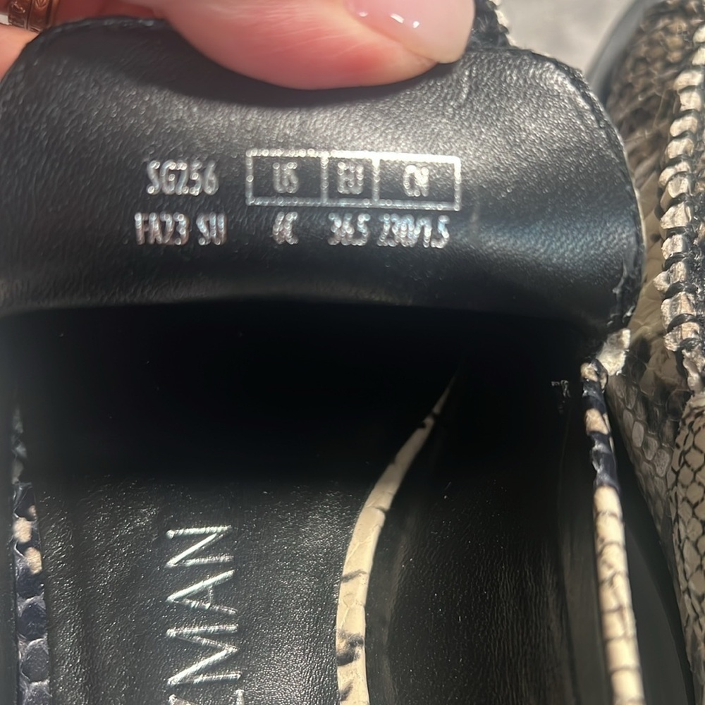 Stuart Weitzman Grayson Python Loafer 36.5 NWT - image 8